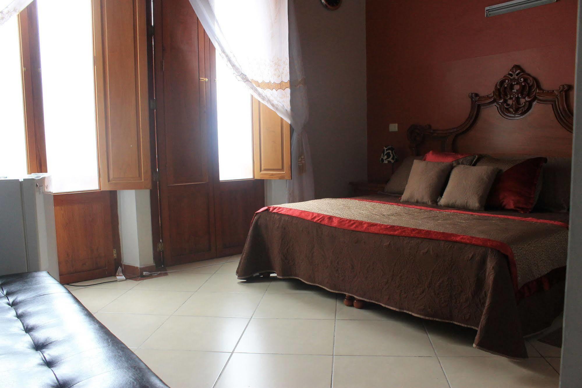 Hotel Juarez Del Centro Τζαλάπα Εξωτερικό φωτογραφία